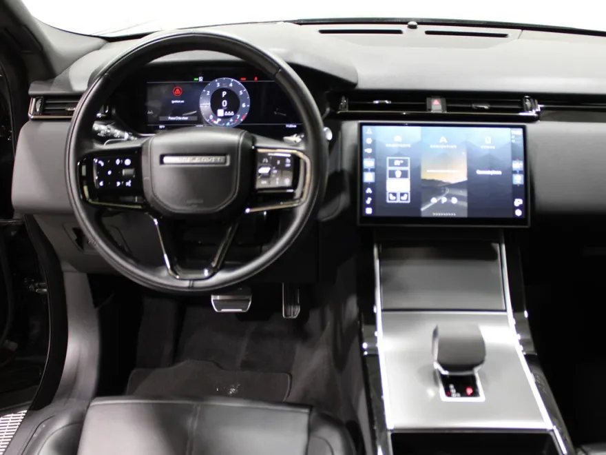 2025 Land Rover Range Rover Velar SE photo 1