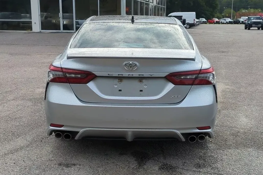 2022 Toyota Camry XSE photo 1
