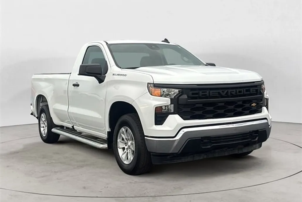 2024 Chevrolet Silverado 1500 photo 1