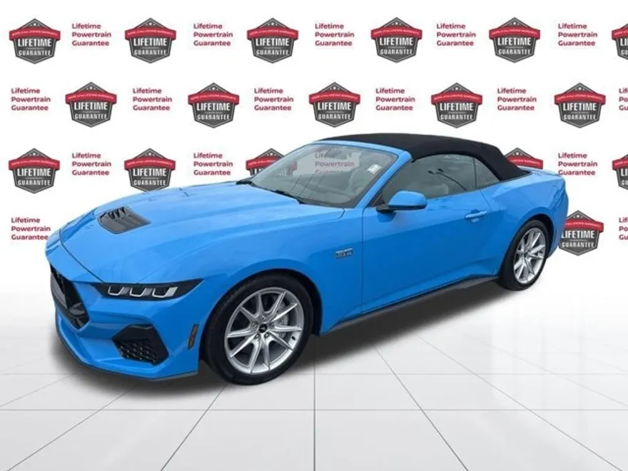 2024 Ford Mustang GT Premium Convertible photo 1
