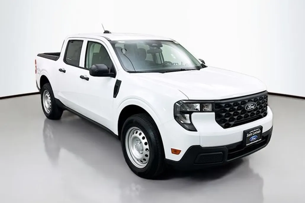 2025 Ford Maverick XL photo 1