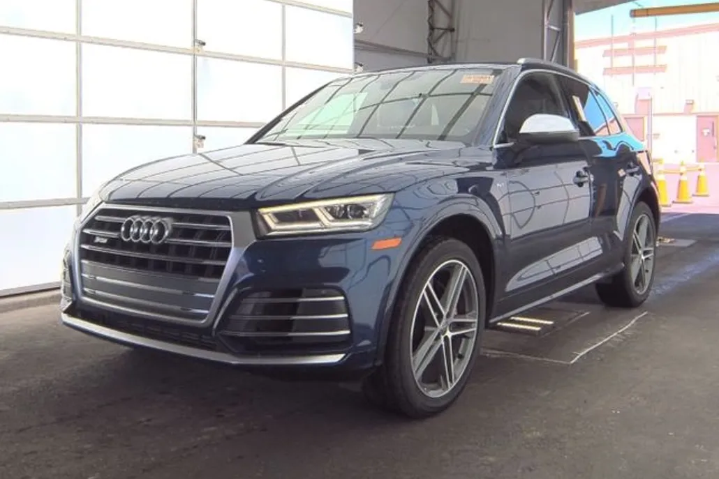 2018 Audi SQ5 Premium Plus photo 1