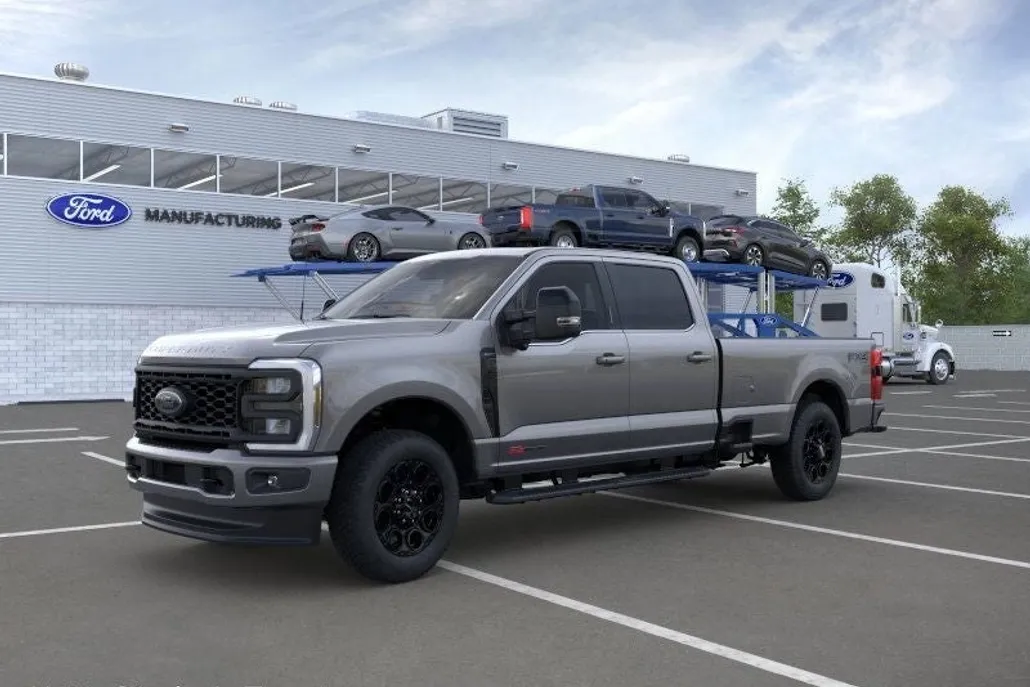 2025 Ford F-350 photo 1