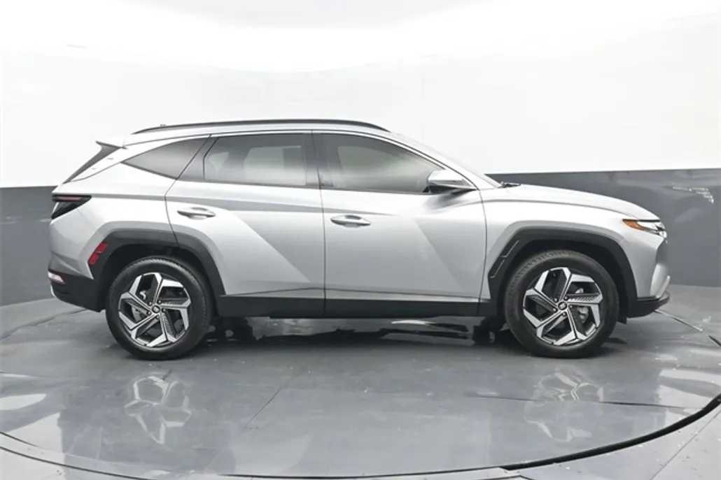2022 Hyundai Tucson Limited photo 1