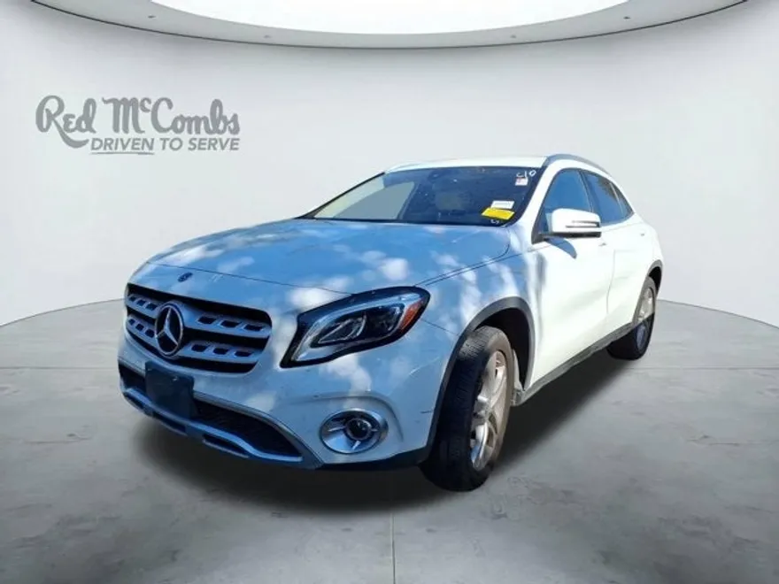 2020 Mercedes Benz GLA 250 photo 1