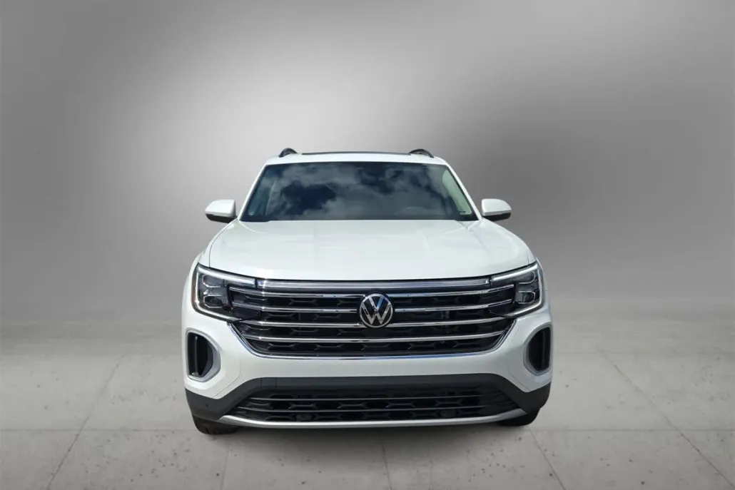 2026 Volkswagen Atlas SE Technology photo 1