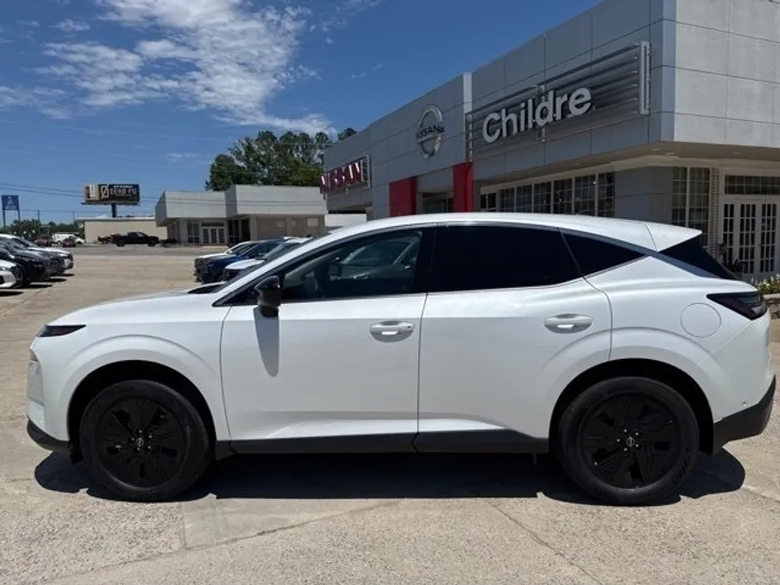 2025 Nissan Murano SV photo 1