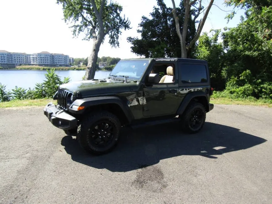 2021 Jeep Wrangler Willys photo 1
