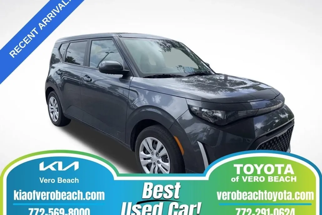 2024 Kia Soul LX photo 1