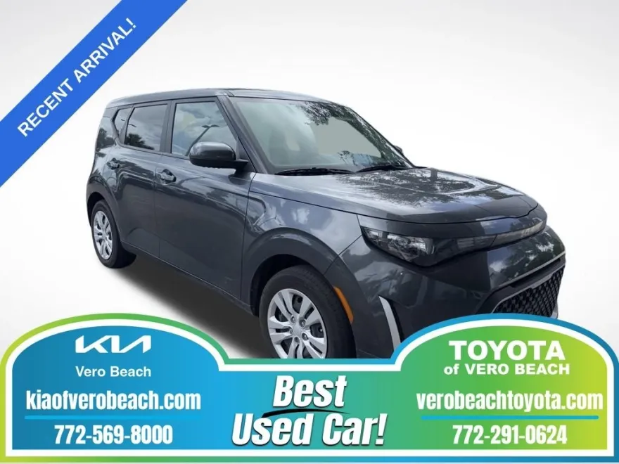 2024 Kia Soul LX photo 1