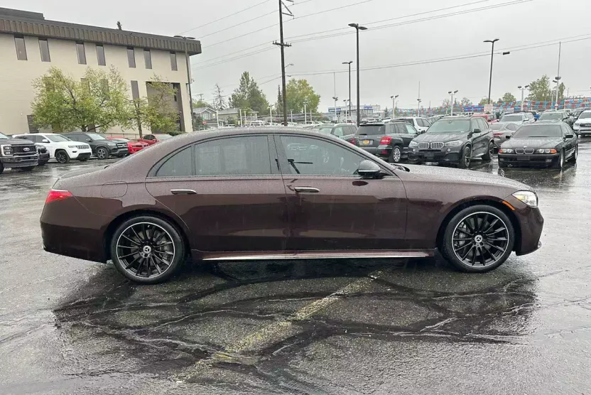 2024 Mercedes Benz S 500 photo 1