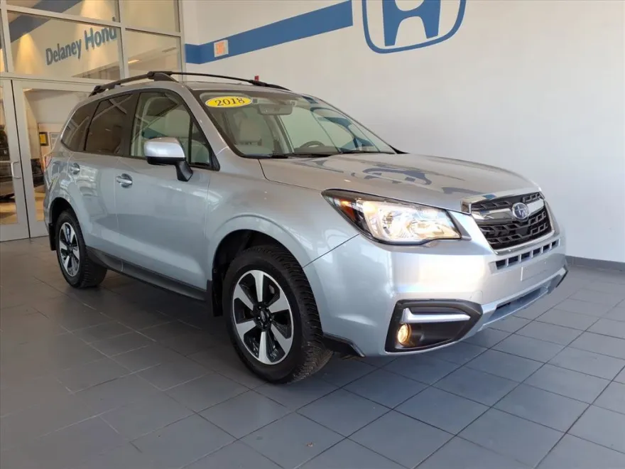 2018 Subaru Forester Premium photo 1