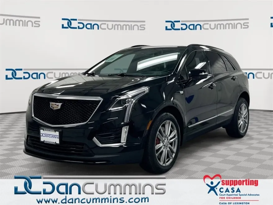 2023 Cadillac XT5 Sport photo 1