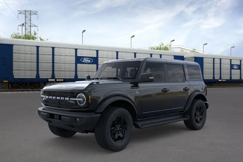 2025 Ford Bronco Outer Banks photo 1