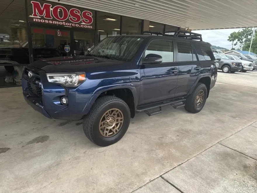 2021 Toyota 4Runner SR5 Premium photo 1