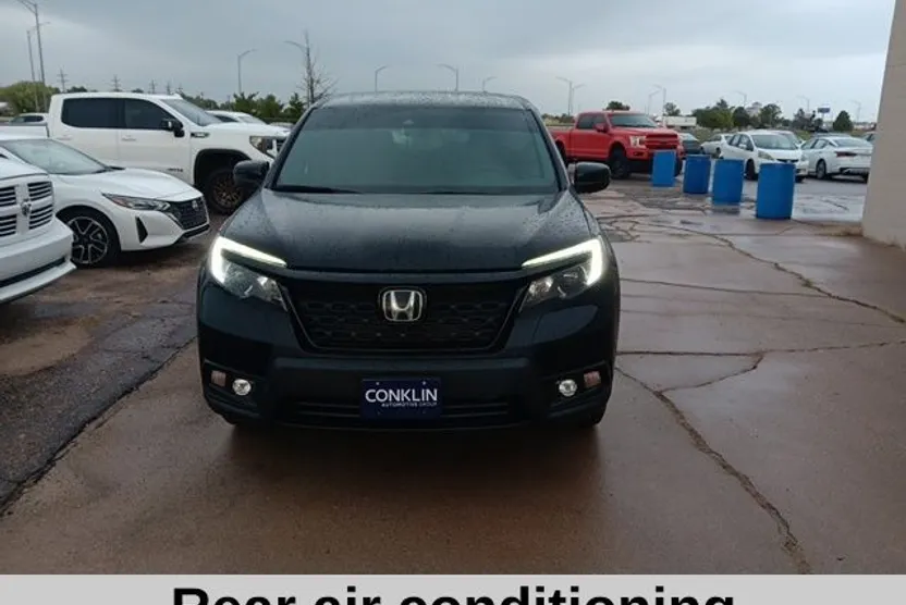 2021 Honda Passport Sport photo 1