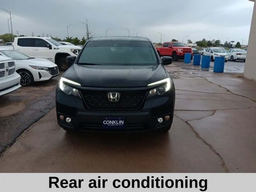 2021 Honda Passport Sport photo 1
