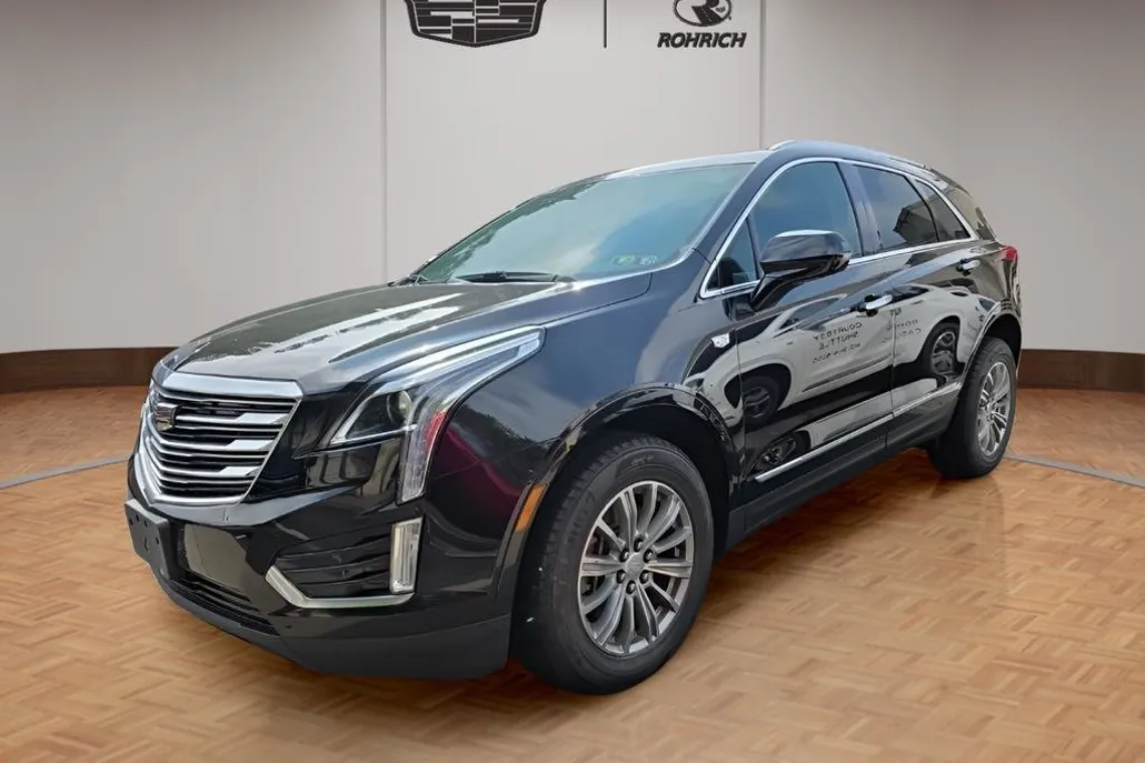 2017 Cadillac XT5 Luxury photo 1