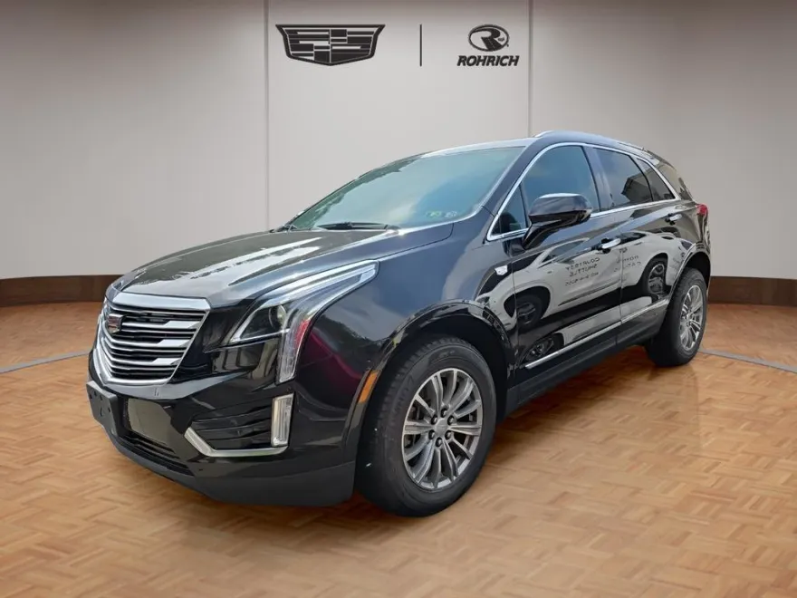 2017 Cadillac XT5 Luxury photo 1