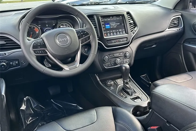 2022 Jeep Cherokee Latitude Lux photo 1