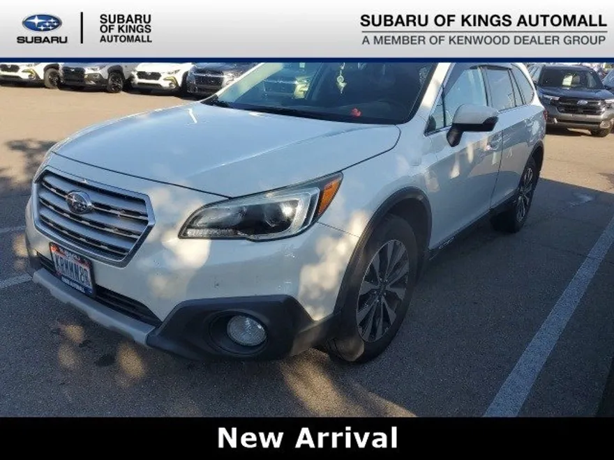 2015 Subaru Outback 2.5i Limited photo 1