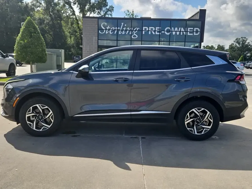 2023 Kia Sportage LX photo 1