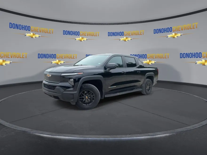 2024 Chevrolet Silverado EV Work Truck photo 1