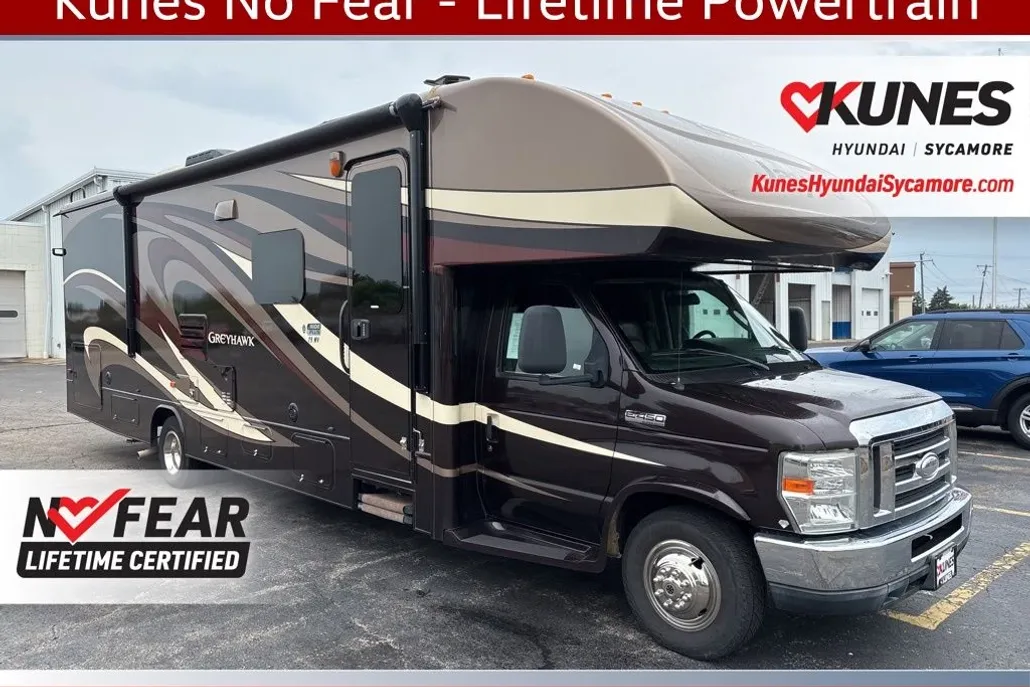 2015 Ford E-450 photo 1
