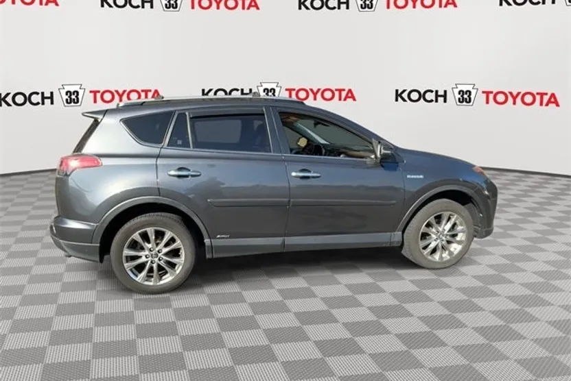 2018 Toyota RAV4 Hybrid Limited photo 1