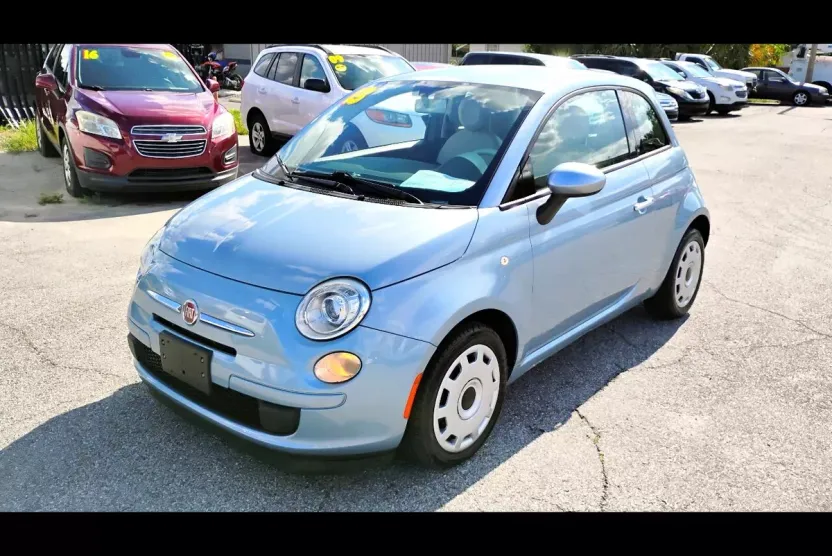 2013 Fiat 500 Pop photo 1