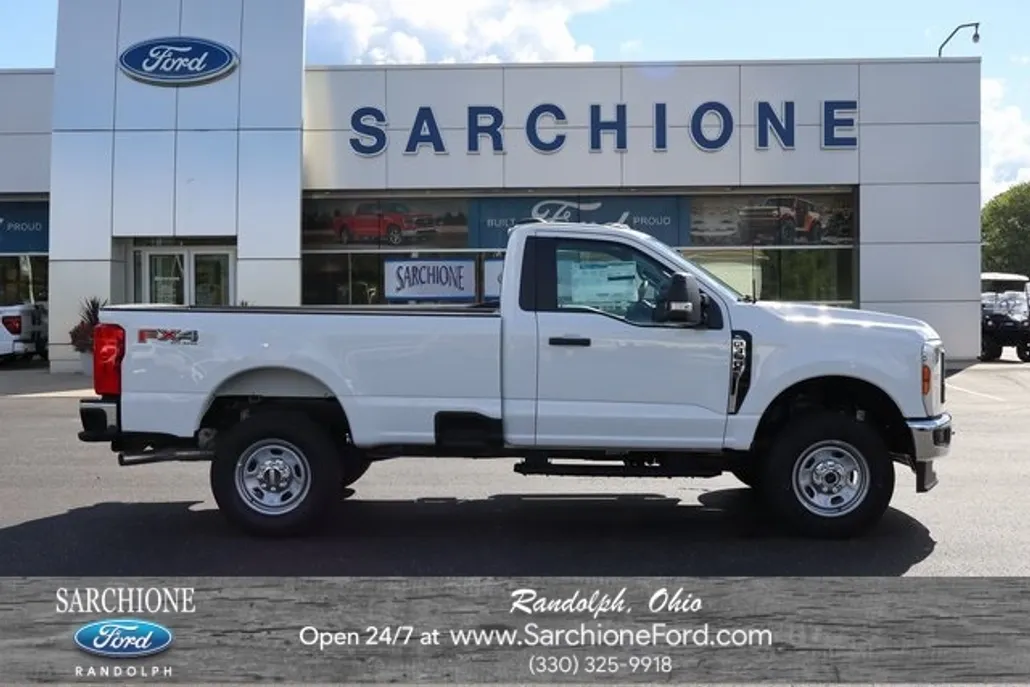 2025 Ford F-350 XL photo 1