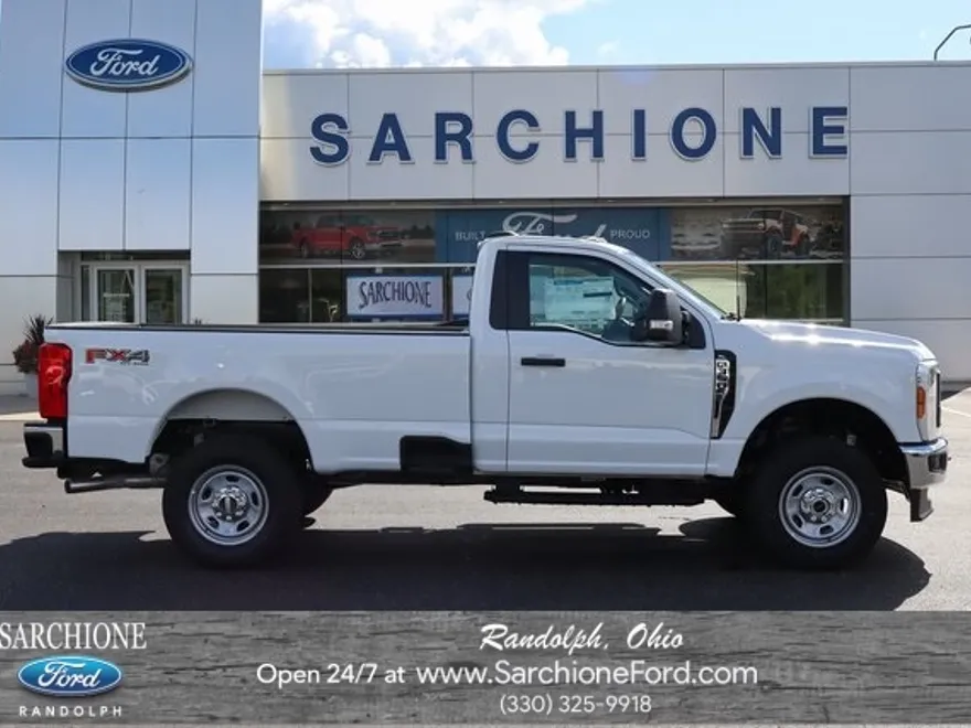 2025 Ford F-350 XL photo 1