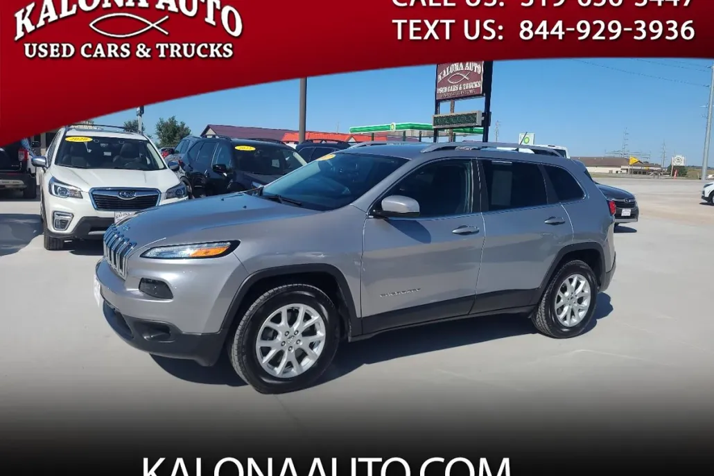 2017 Jeep Cherokee Latitude photo 1