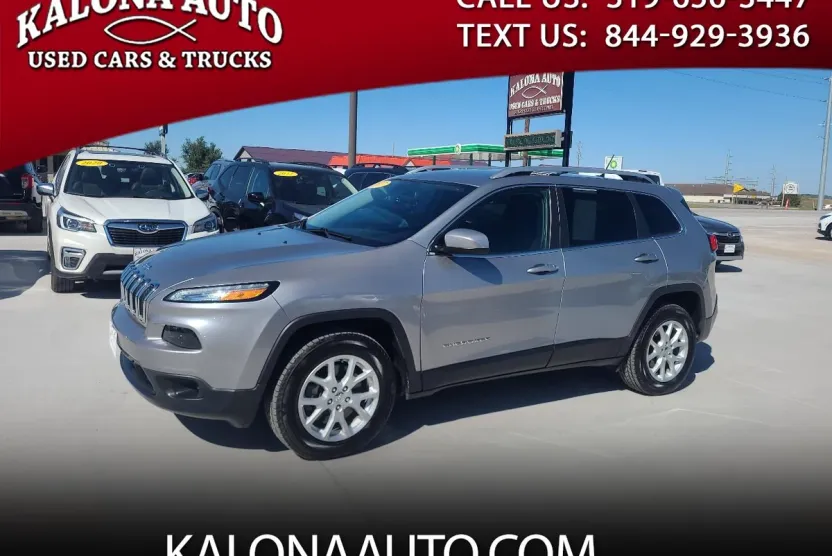2017 Jeep Cherokee Latitude photo 1