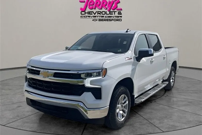 2026 Chevrolet Silverado 1500 LT photo 1