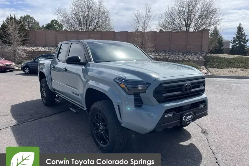 2025 Toyota Tacoma SR5 photo 1