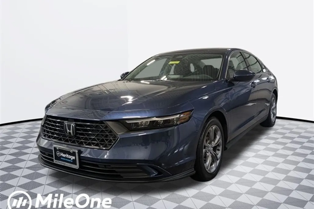 2023 Honda Accord EX photo 1