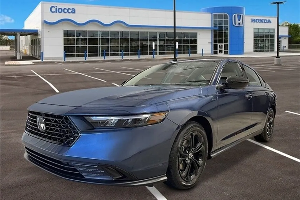 2025 Honda Accord SE photo 1