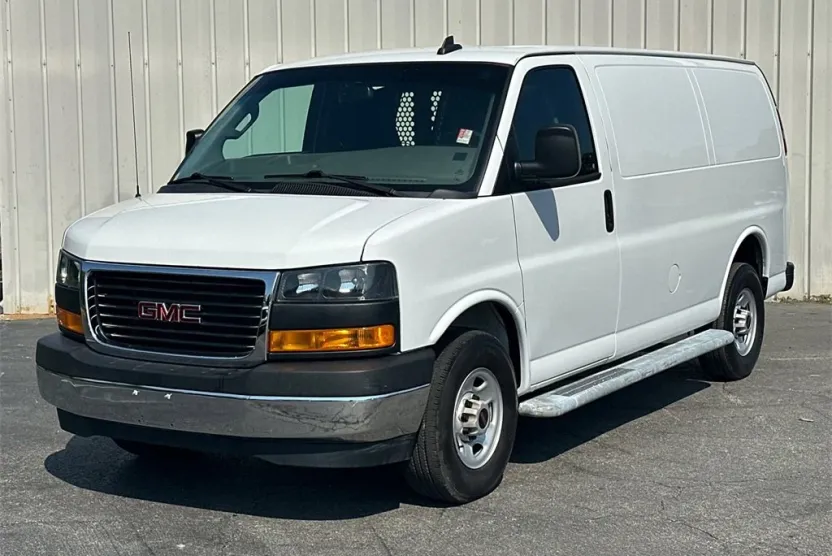 2021 Gmc Savana Cargo 2500 photo 1