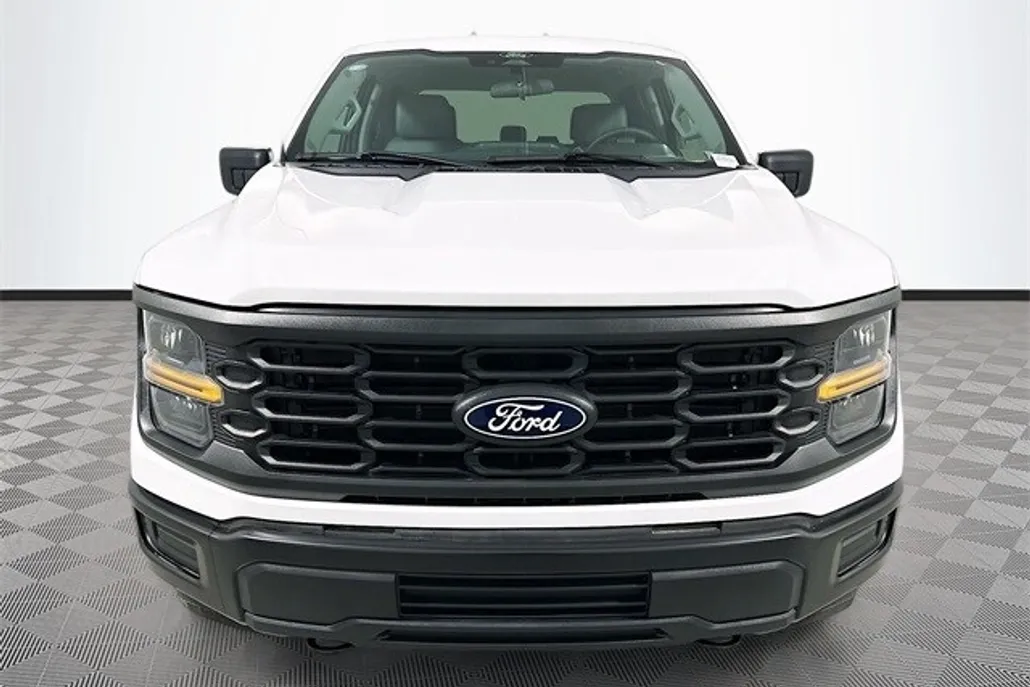 2025 Ford F-150 XL photo 1