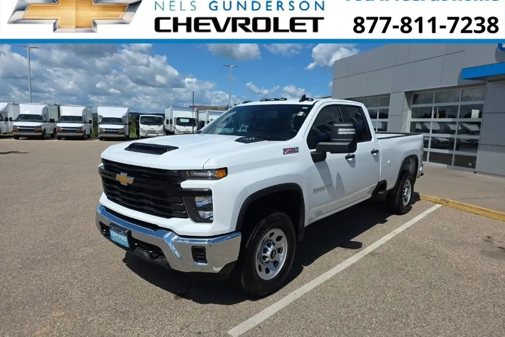 2025 Chevrolet Silverado 3500HD photo 1