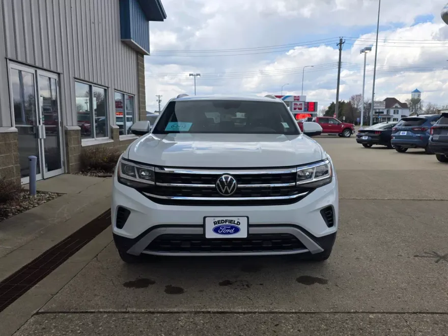2020 Volkswagen Atlas Cross Sport SE Technology photo 1