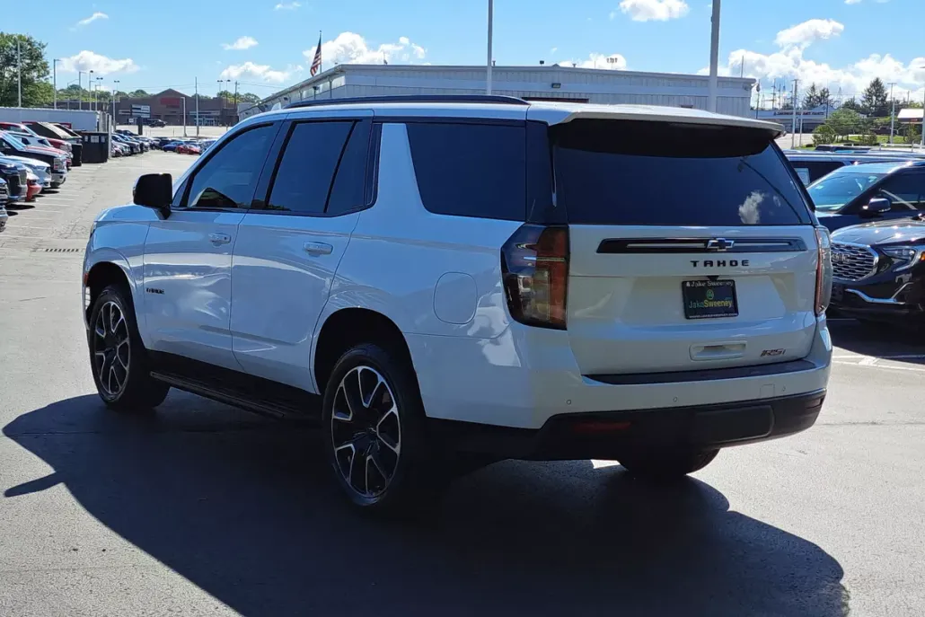 2024 Chevrolet Tahoe RST photo 1