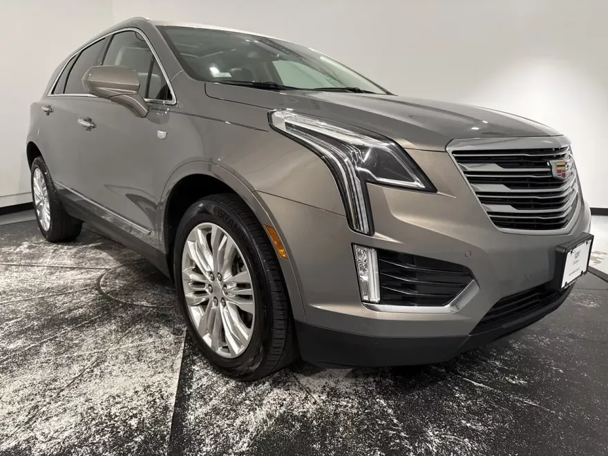 2019 Cadillac XT5 Premium Luxury photo 1