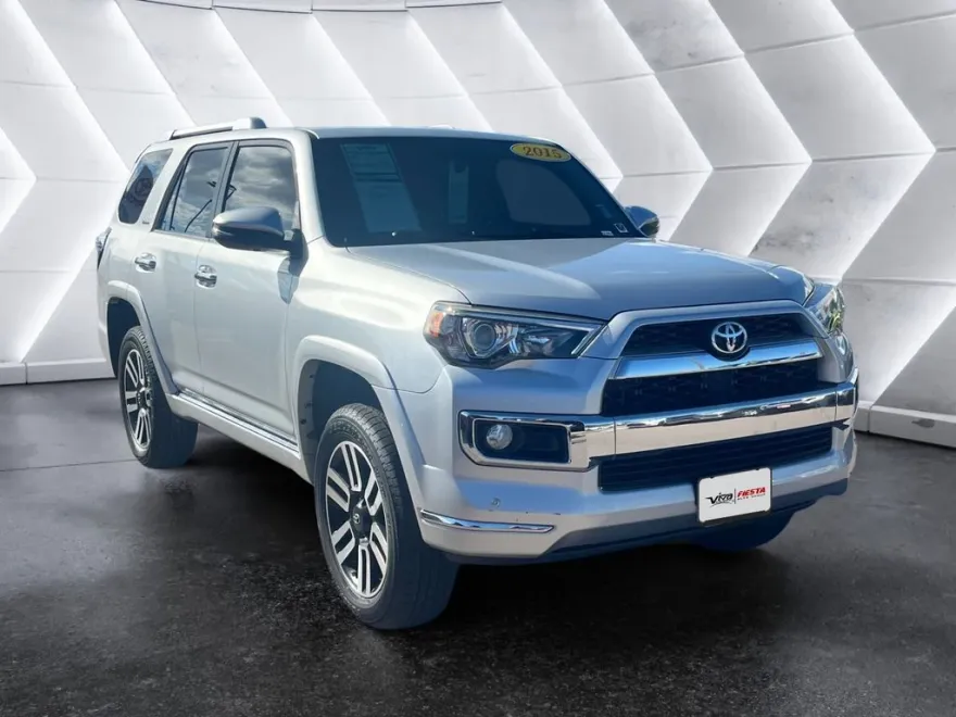 2015 Toyota 4Runner Limited photo 1