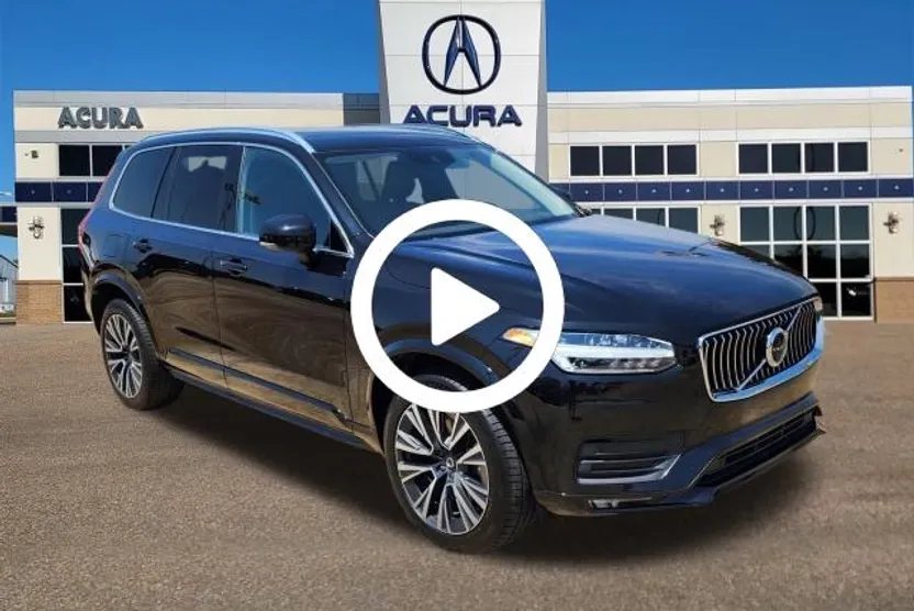 2022 Volvo XC90 T5 Momentum photo 1