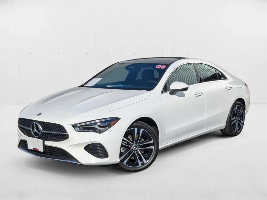 2025 Mercedes Benz CLA 250 photo 1