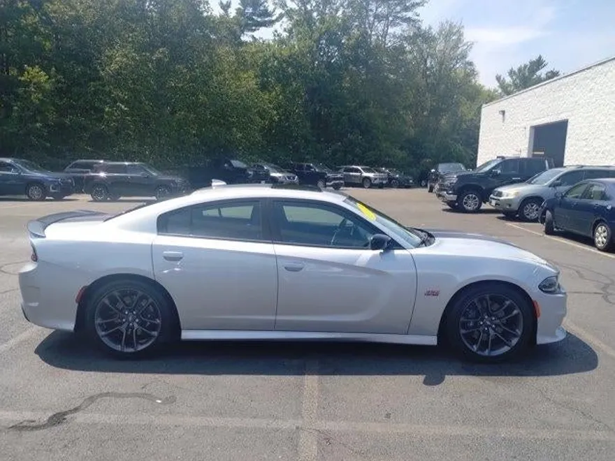 2023 Dodge Charger Scat Pack photo 1