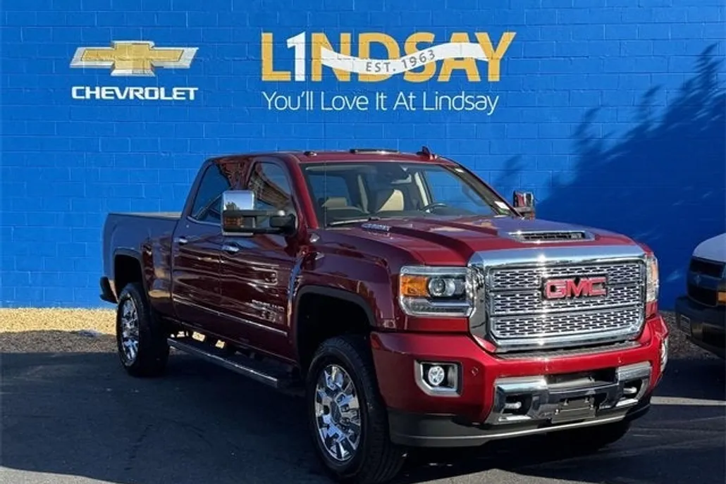 2019 Gmc Sierra 2500 HD Denali photo 1
