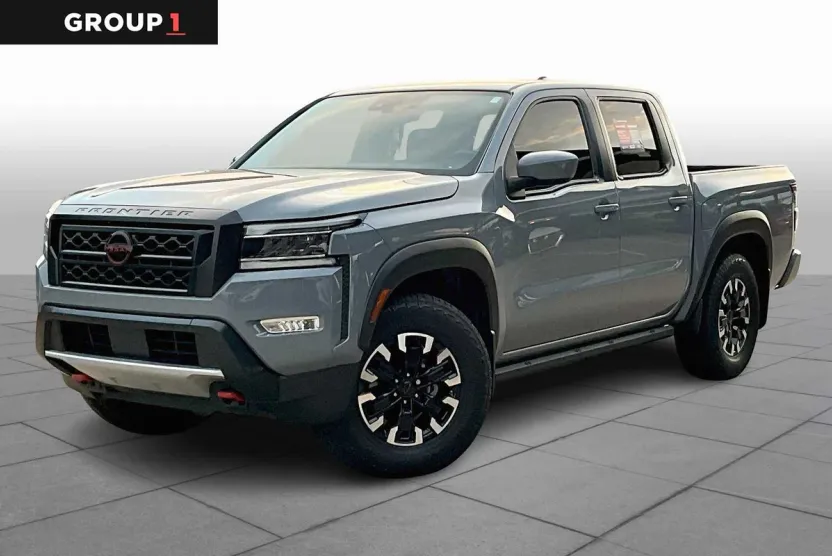 2023 Nissan Frontier PRO-X photo 1